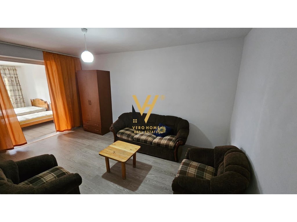 JEPET APARTAMENT 1+1 ME QIRA TE RRUGA SAMI FRASHERI 450 EURO