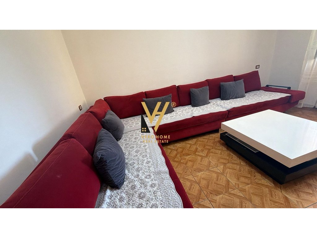 JEPET APARTAMENT 2+1+VERANDE ME QIRA NE DON BOSKO 50.000 LEKE