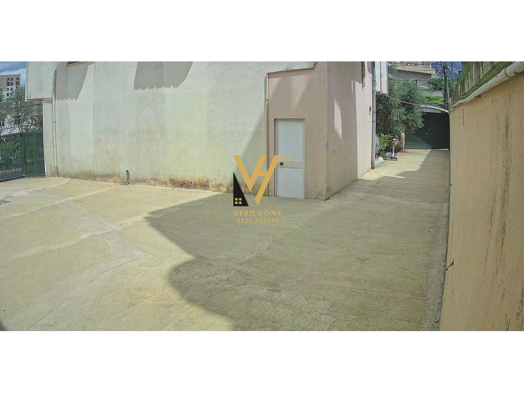 LOCALE COMMERCIALE 250 M2 IN AFFITTO A KODRA E PRIFTIT 55.000 LEKE