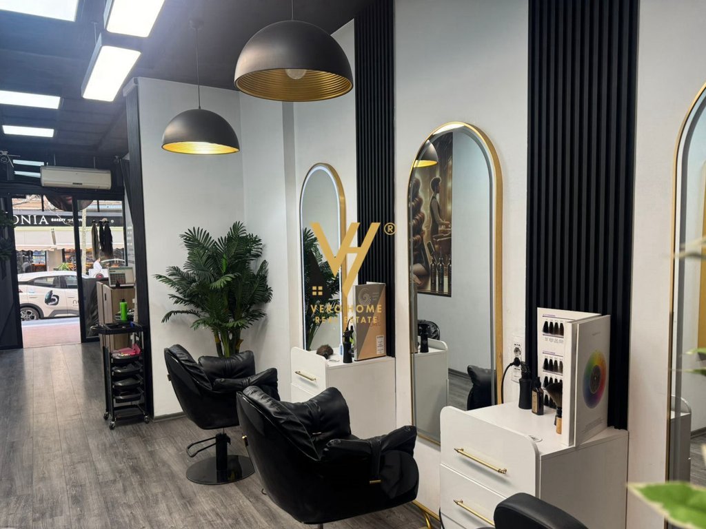 JEPET PARUKERI 33 M2 ME QERA TEK VIZION PLUS 75.000 LEKE