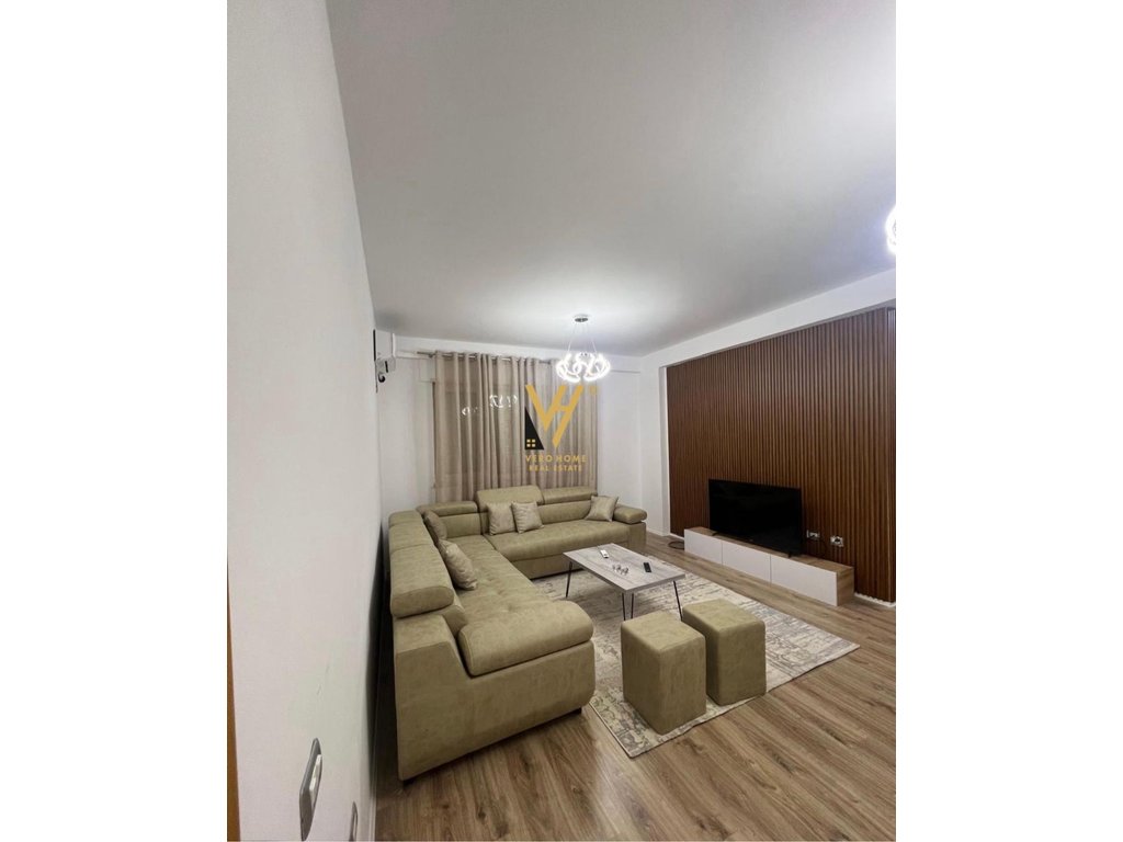 JEPET APARTAMENT 1+1+BLK ME QIRA TE LIQENI I THATE 60.000 LEKE