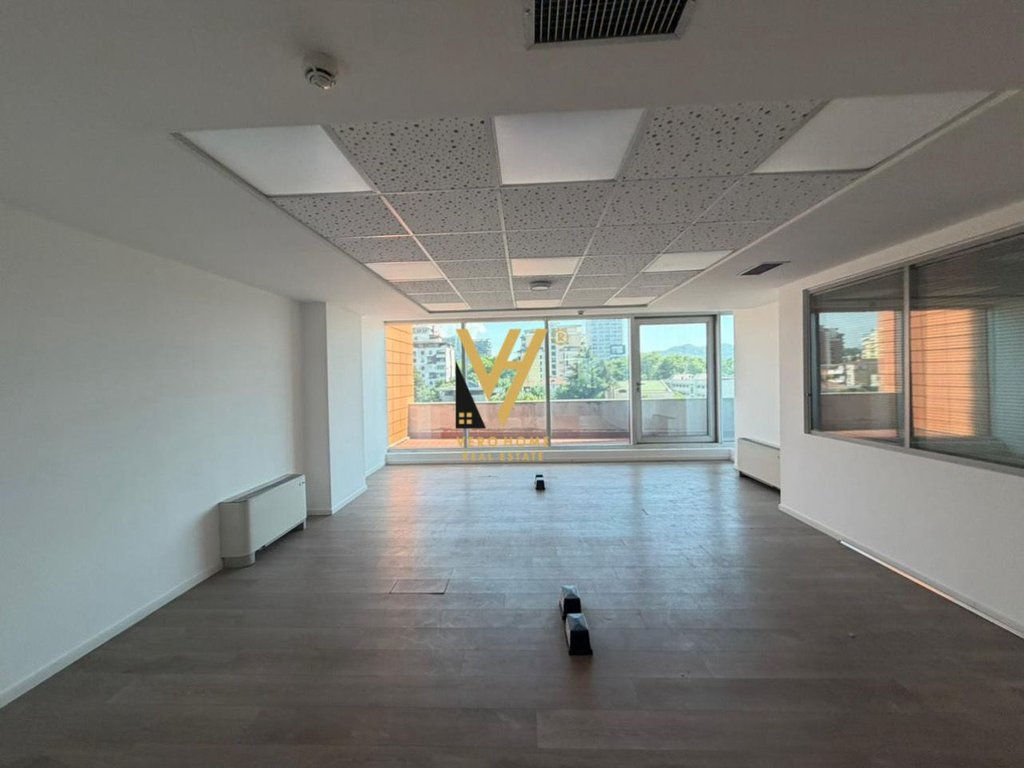 UFFICIO 305 M2 IN AFFITTO A GALERIA ETC 9.200 EURO