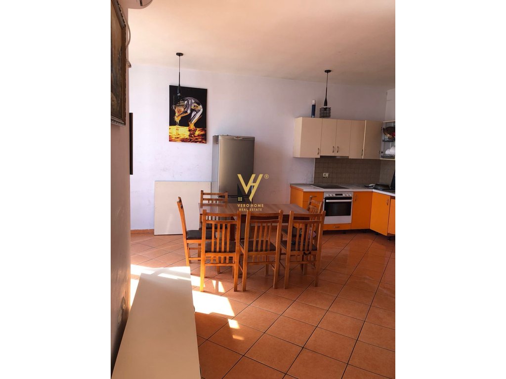 JEPET APARTAMENT 2+1+BLK ME QERA PRANE NISHARAKUT 550 EURO
