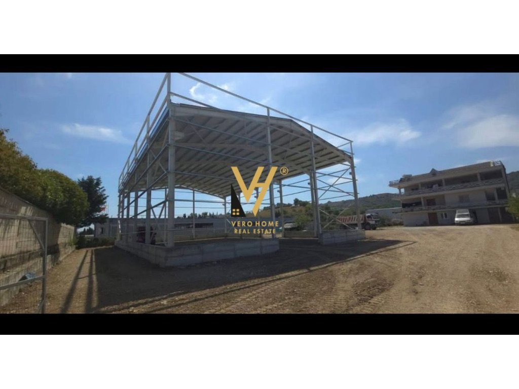 JEPET KAPANON 1.810 M2 ME QIRA NE KODER VORE 3.000 EURO