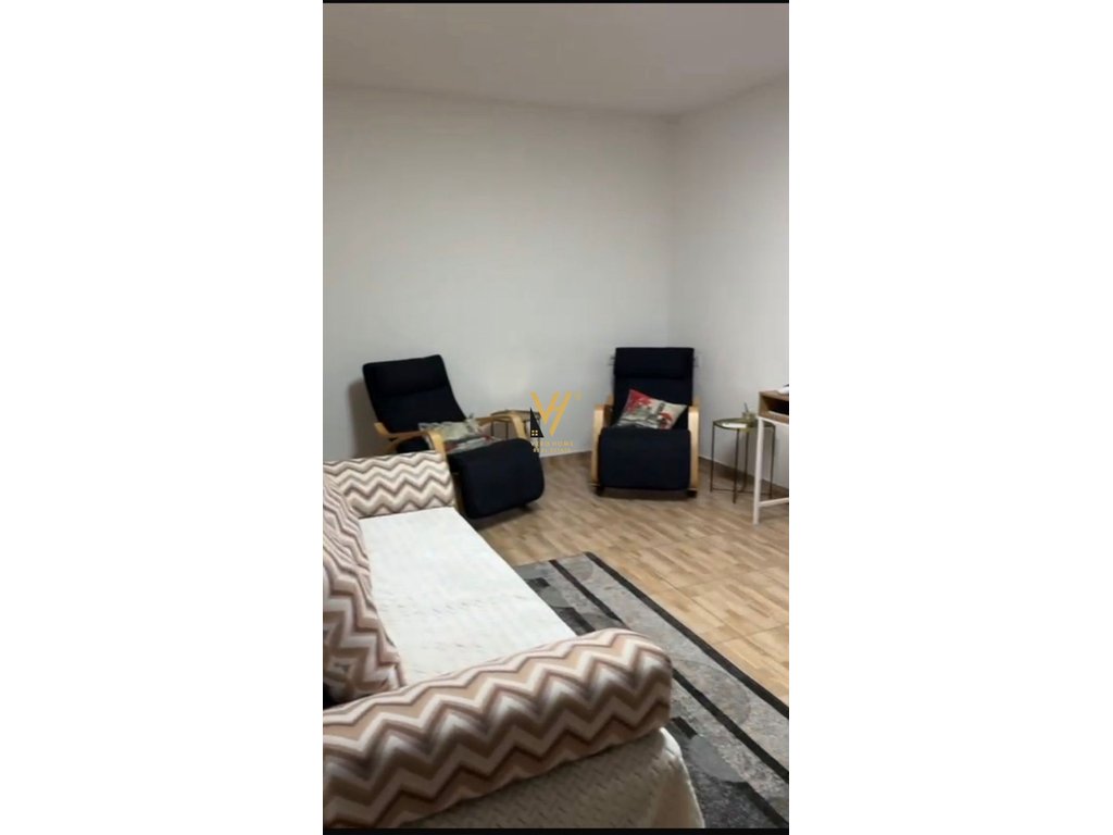 JEPET APARTAMENT 1+1 ME QERA TE MYSLYM SHYRI 470 EURO
