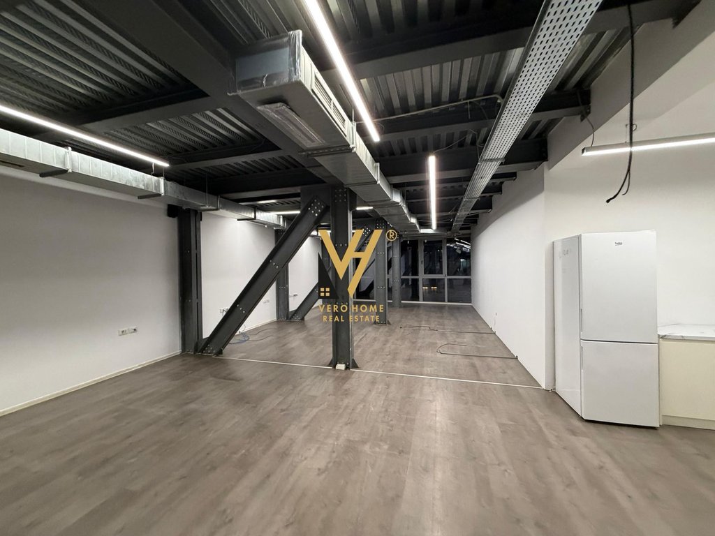 OFFICE 180 M2 FOR RENT FROM THE PARIS MUNICIPALITY 3,000 EURO