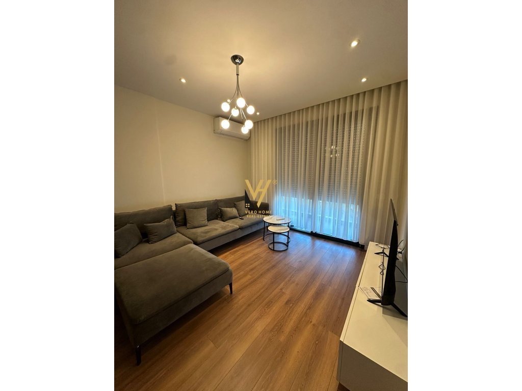 Apartment 1+1 for rent at Liqeni i Thate 800 Euros