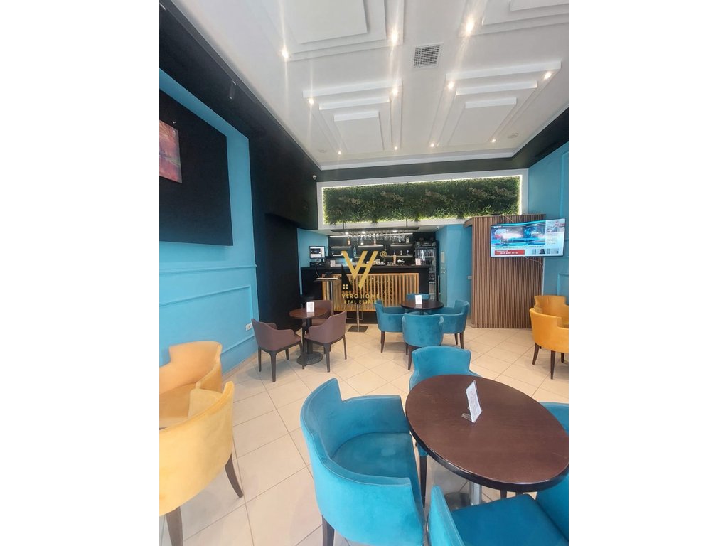 BAR CAFE 70 M2 FOR RENT IN YZBERISHT 50,000 LEKE