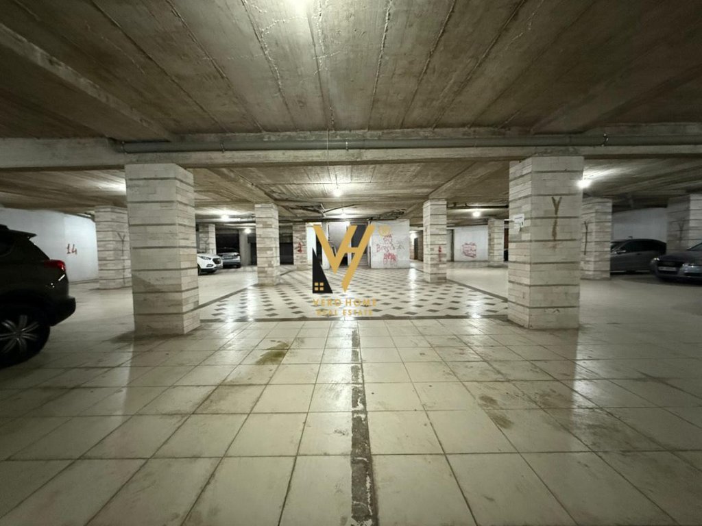 JEPET PARKIM 1.500 M2 ME QIRA TE CASA ITALIA 4.500 EURO