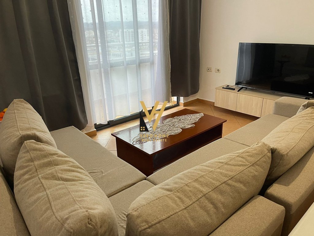 JEPET APARTAMENT 2+1+BLK ME QERA NE LAPRAKE 55.000 LEKE