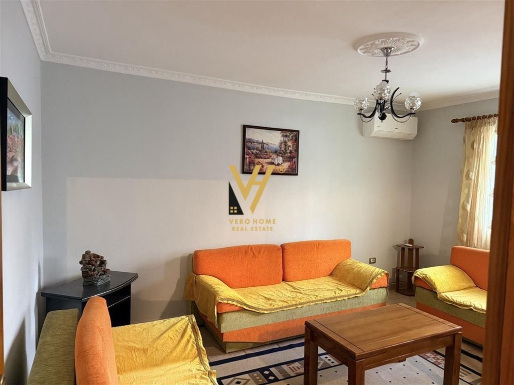 2+1+Blk Apartment for Rent at Former Bus Park 55,000 Lek