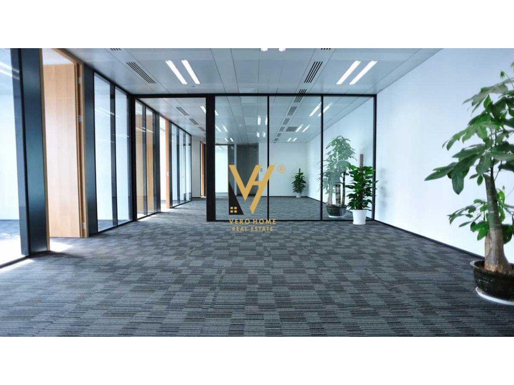 JEPET ZYRE 270 M2 ME QERA NE ASTIR 1.800 EURO