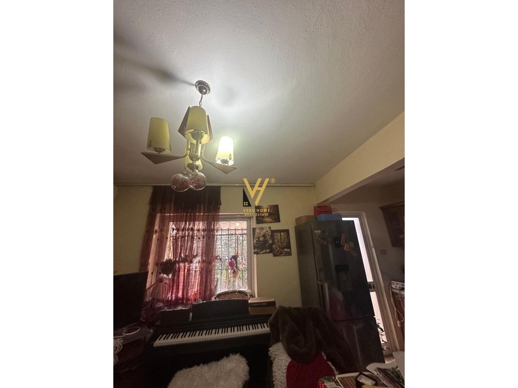 JEPET APARTAMENT 1+1 ME QERA TE PALLATI ME SHIGJETA 45.000 LEKE