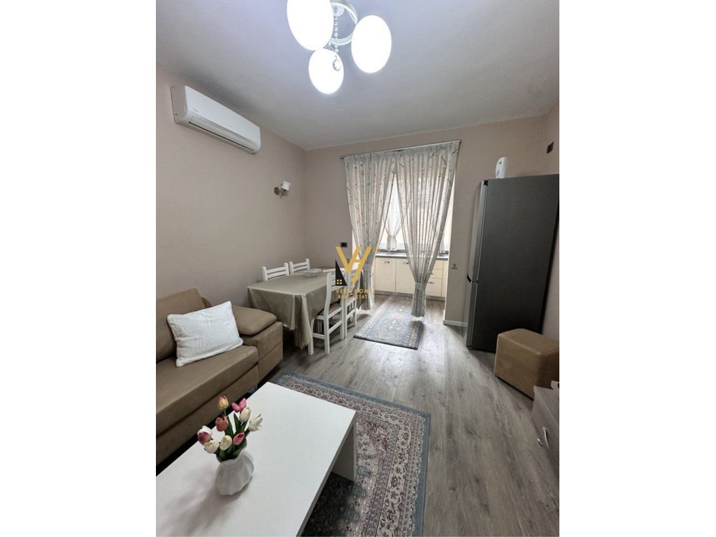 JEPET APARTAMENT 2+1 ME QERA TE KESH,KOMUNA E PARISIT 70.000 LEKE