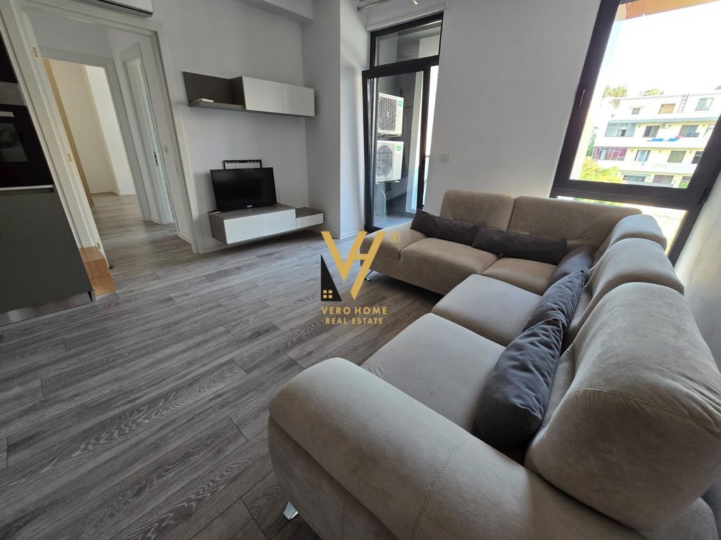 JEPET APARTAMENT 1+1+BLK ME QERA TE ALI DEMI 60.000 LEKE