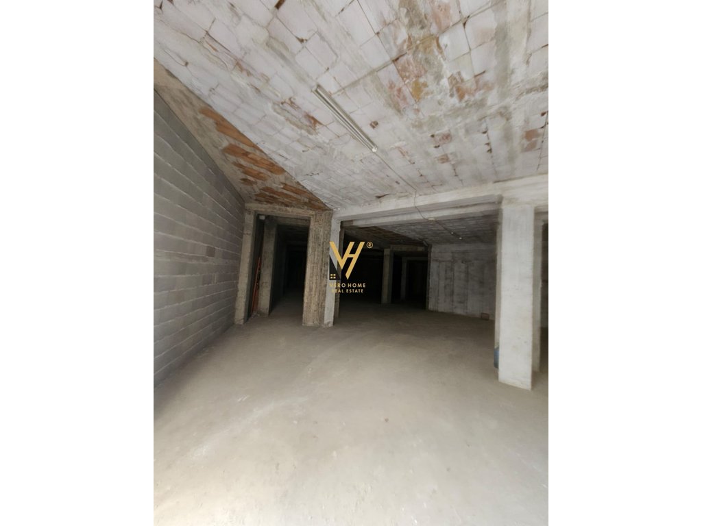BUSINESS SPACE FOR SALE 290 M2 IN FRESK 205,000 EURO
