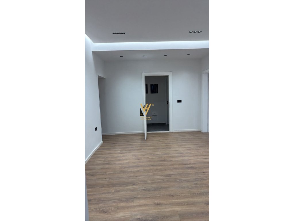 OFFICE 60 M2 FOR RENT FROM THE PARIS COMMUNE 55,000 LEKE