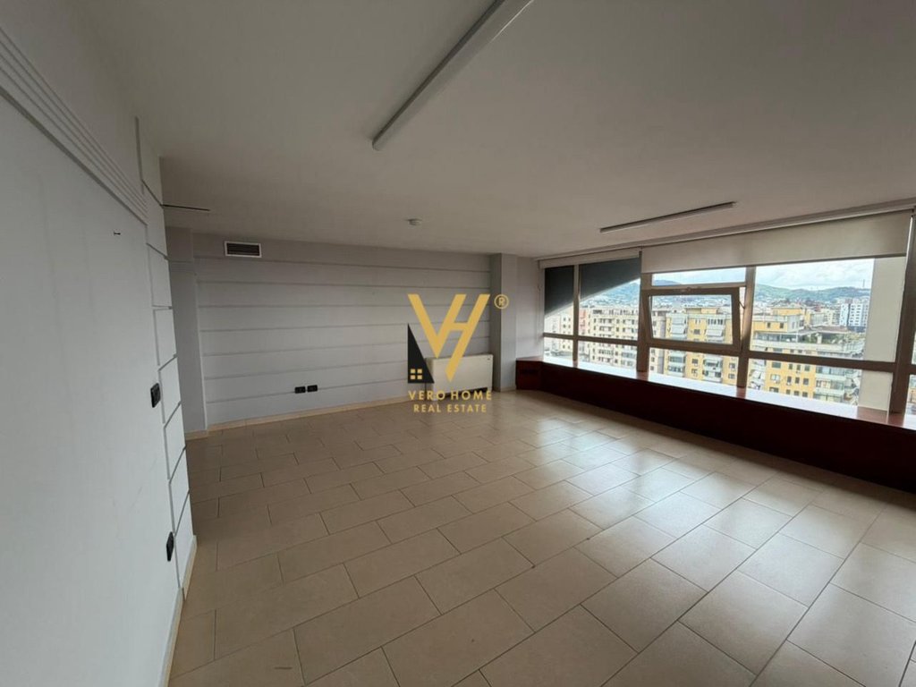 KANCELÁŘ K PRONÁJMU 450 M2 NA KAVAJESKÉ ULICI 6 000 EURO