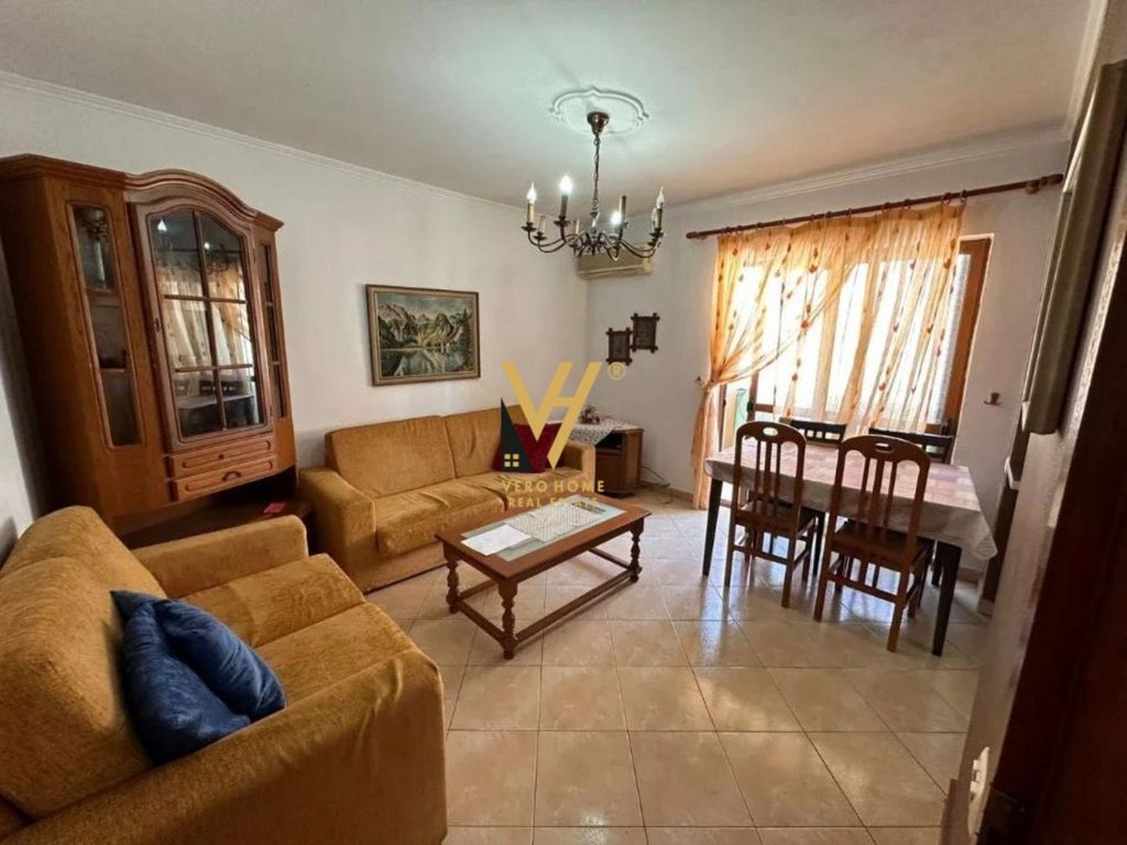 2+1+balcony apartment for rent near Maternity Hospital, 50,000 lek
