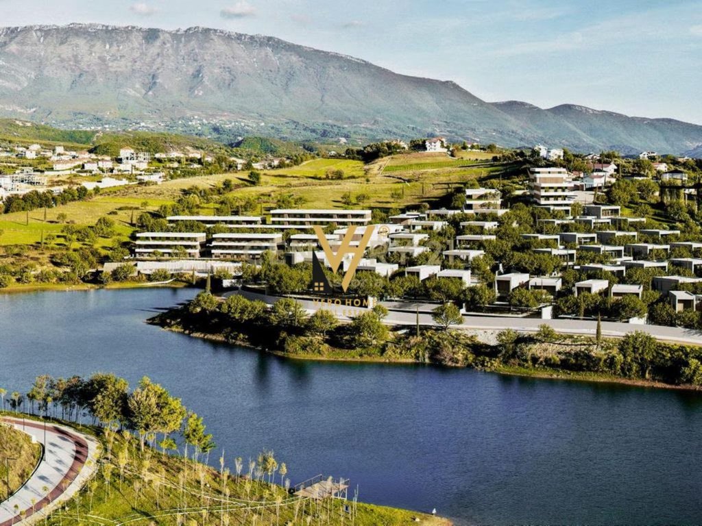 NA PRODEJ BYT 2+1+2+BLK U FARKA LAKE 235 500 EURO