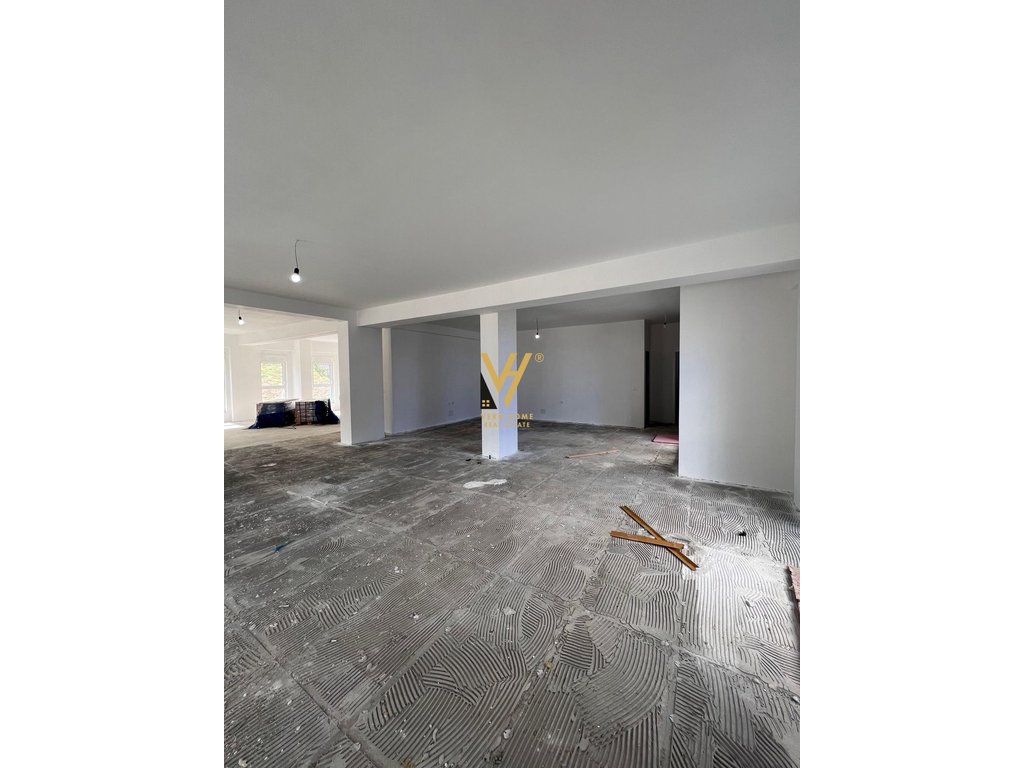 BUSINESS SPACE 220 M2 FOR RENT IN KAIMI, ALI DEMI 3,000 EURO