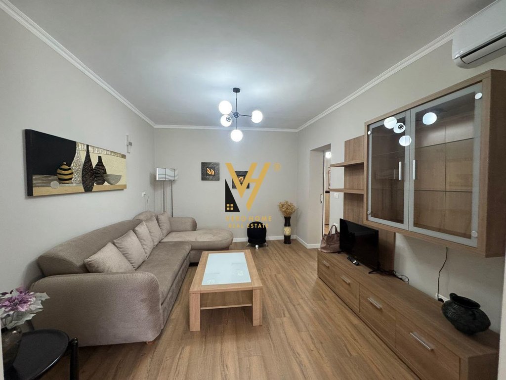 APPARTAMENTO 2+1 IN AFFITTO A BLOKU 800 EURO