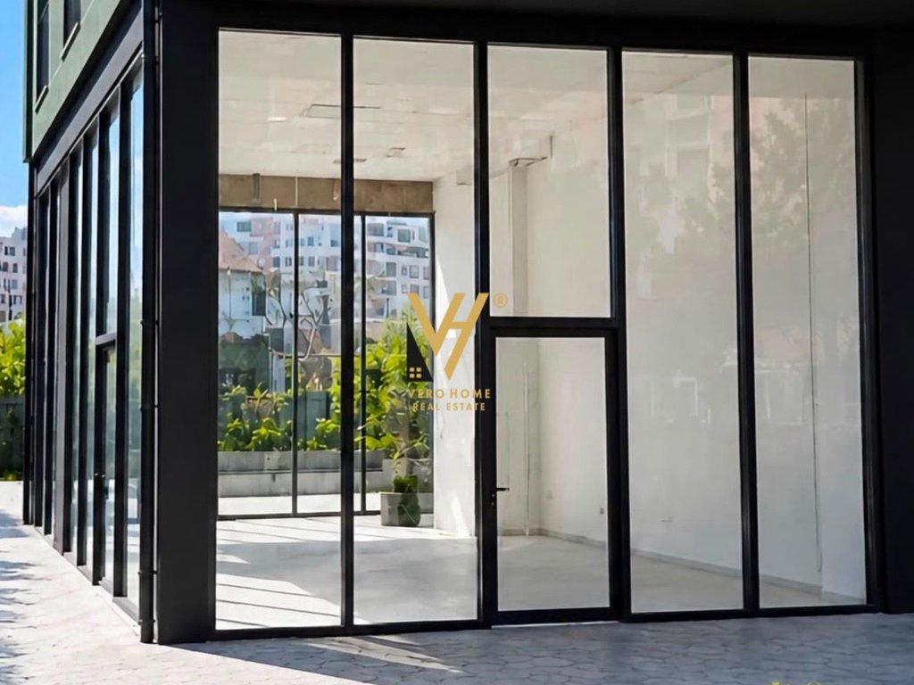 BUSINESS PREMISES FOR SALE 75 M2 IN YZBERISHT 410,000 EURO