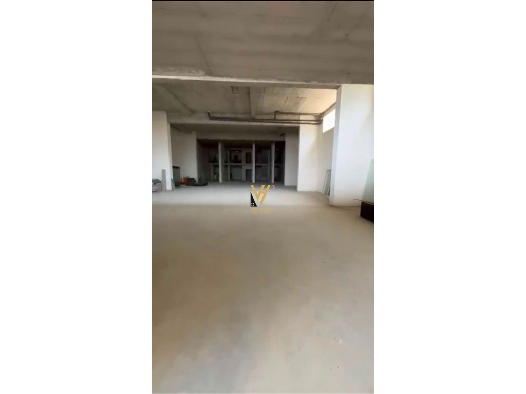 SKLAD 650 M2 K PRONÁJMU V SELITE ZA 1 800 EURO