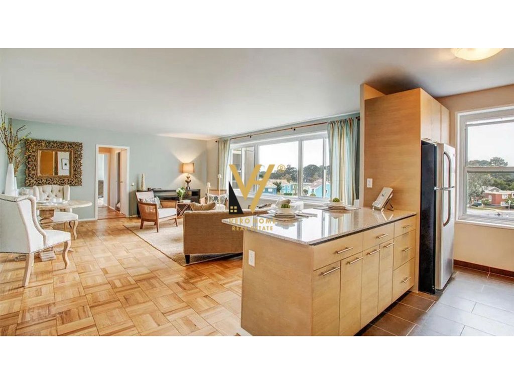 APPARTAMENTO IN VENDITA 4+1+2+2 BLOCCO IN CENTRO, 9 PIANI 767.000 EURO
