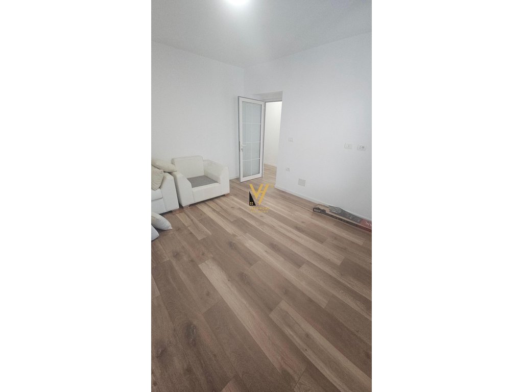 SHITET APARTAMENT 1+1+OBORR TE TIRANA E RE 13.000.000 LEKE