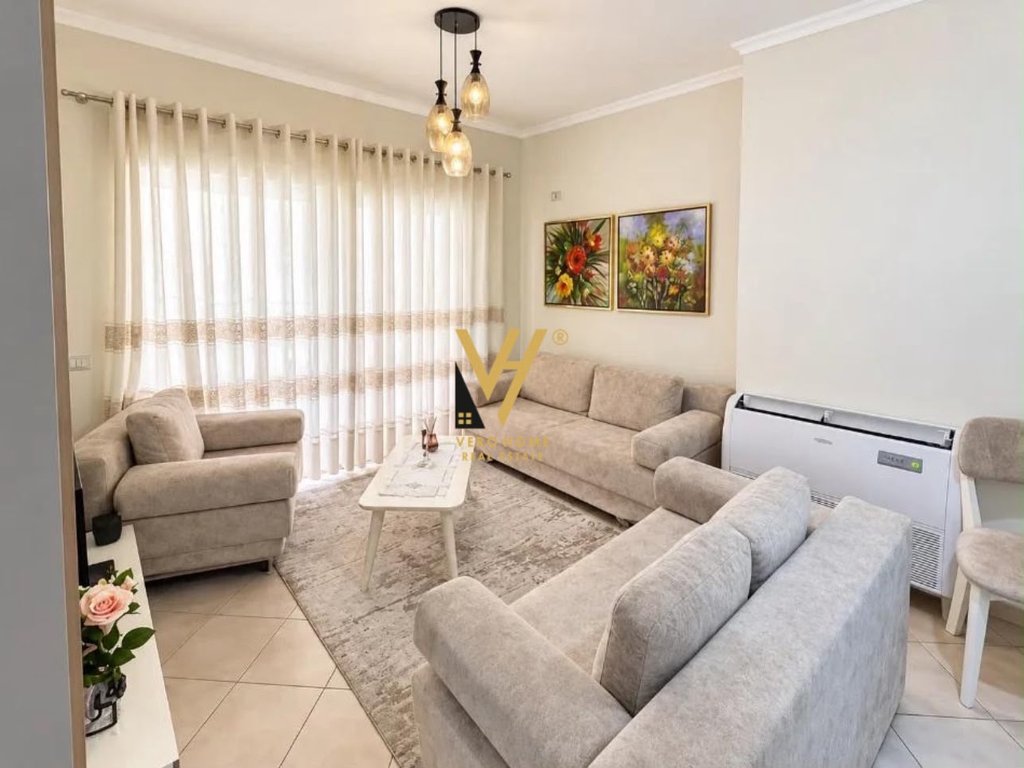 2+1+balcony apartment for rent in the municipality of Paris 800 euros