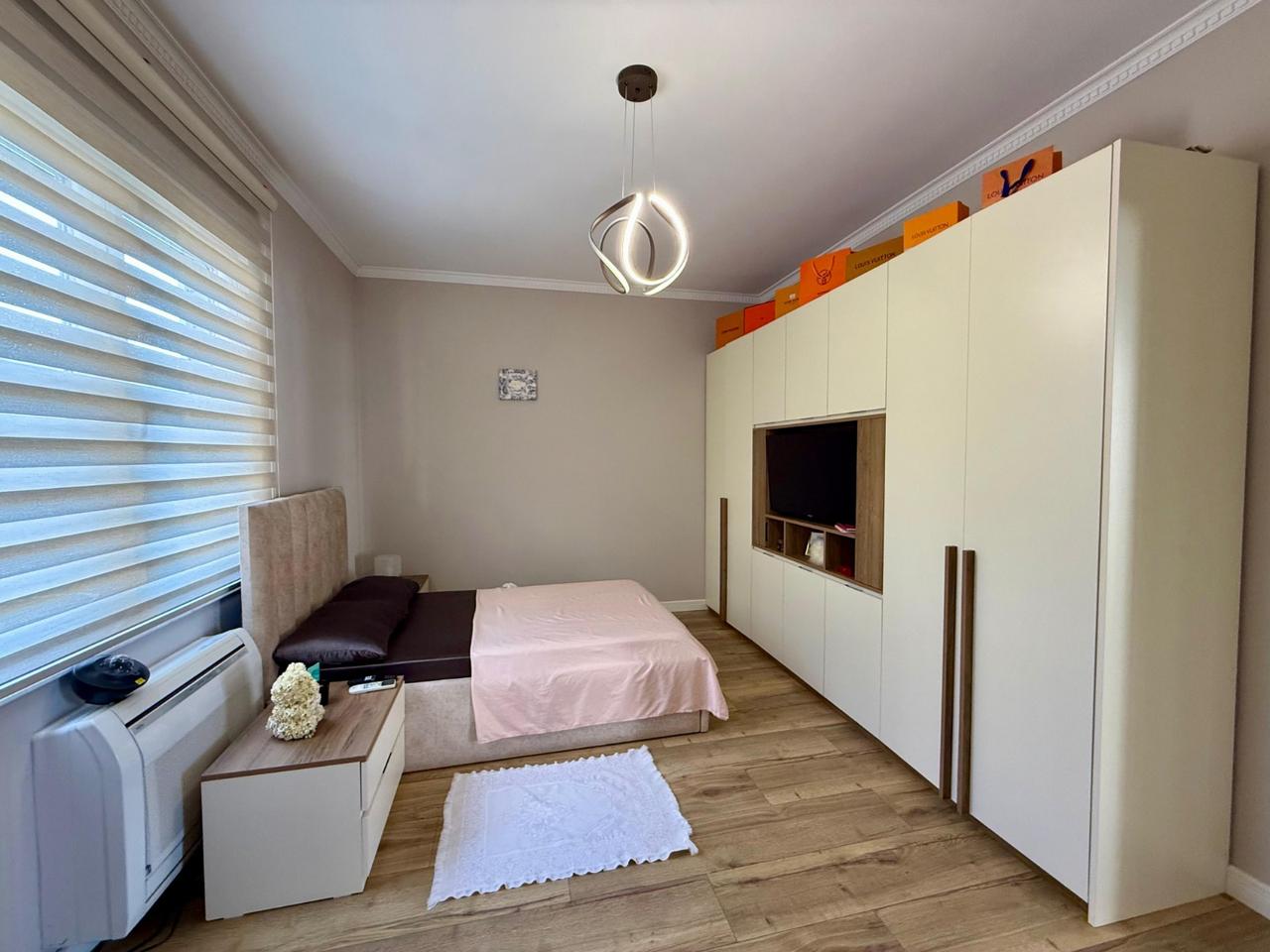 VENDESI SUPER APPARTAMENTO 2+1+2

📍Vicino al Giardino Botanico, Moschea (Selite)