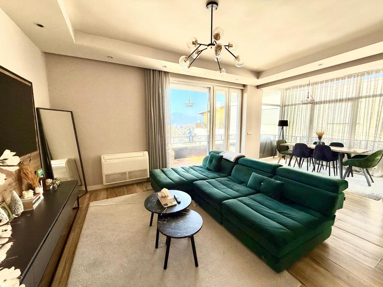 VENDESI SUPER APPARTAMENTO 2+1+2

📍Vicino al Giardino Botanico, Moschea (Selite)