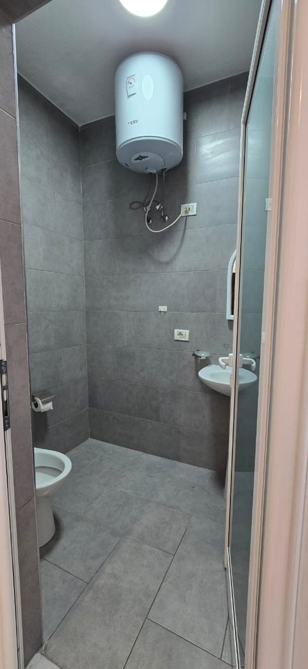 Shitet 2+1 prane Tregut Elektrik