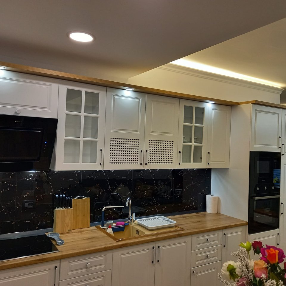 1+1 Apartment for Rent in Petro Nini Luarasi Gymnasium, Tirana - 680€