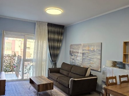 Rent 1+1 on Barrikadave Street 650 euros gross