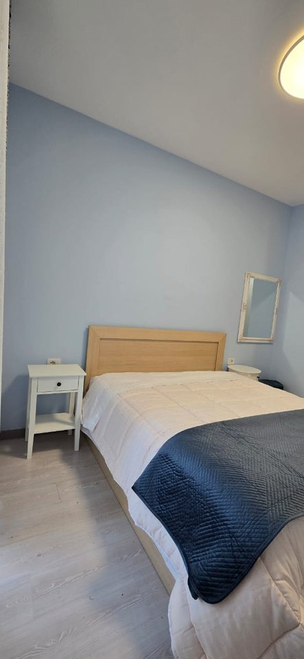 Qira 1+1 tek Rruga e Barrikadave 650 eur bruto