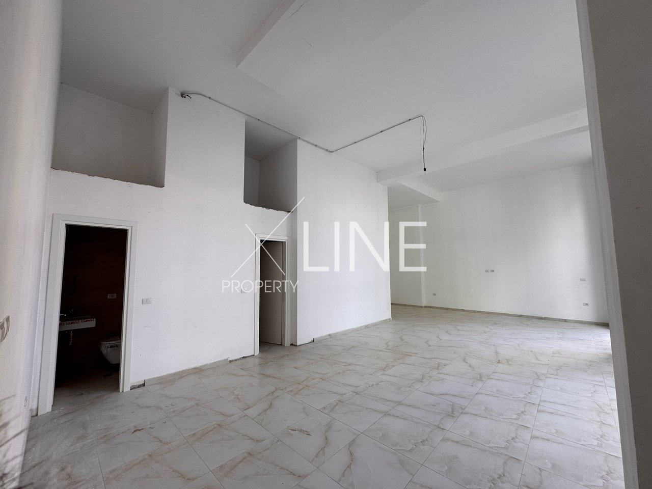 Business premises for rent in the Don Bosco Zone