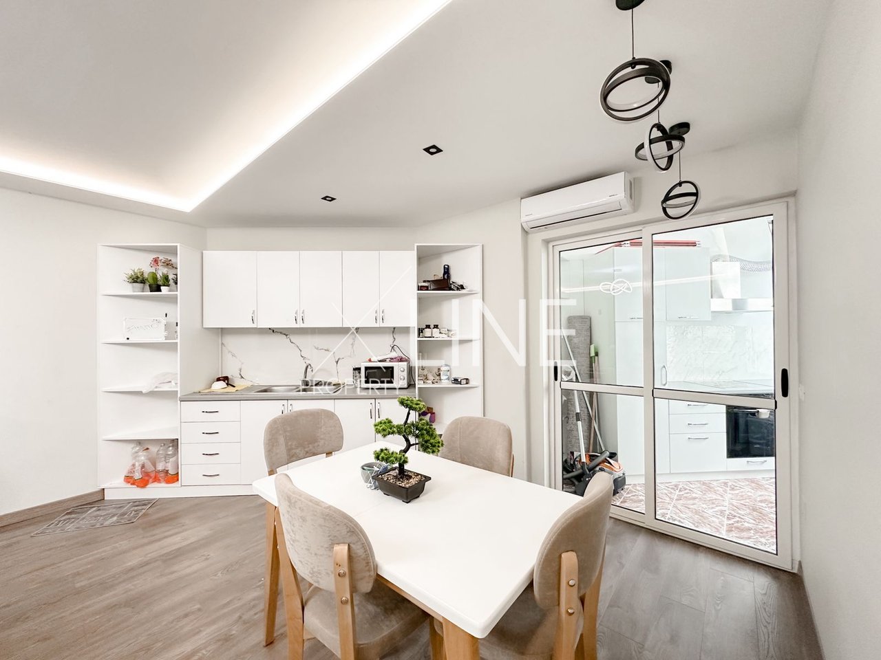 Jepet me qira apartament 2+1+ballkon ne Don Bosko