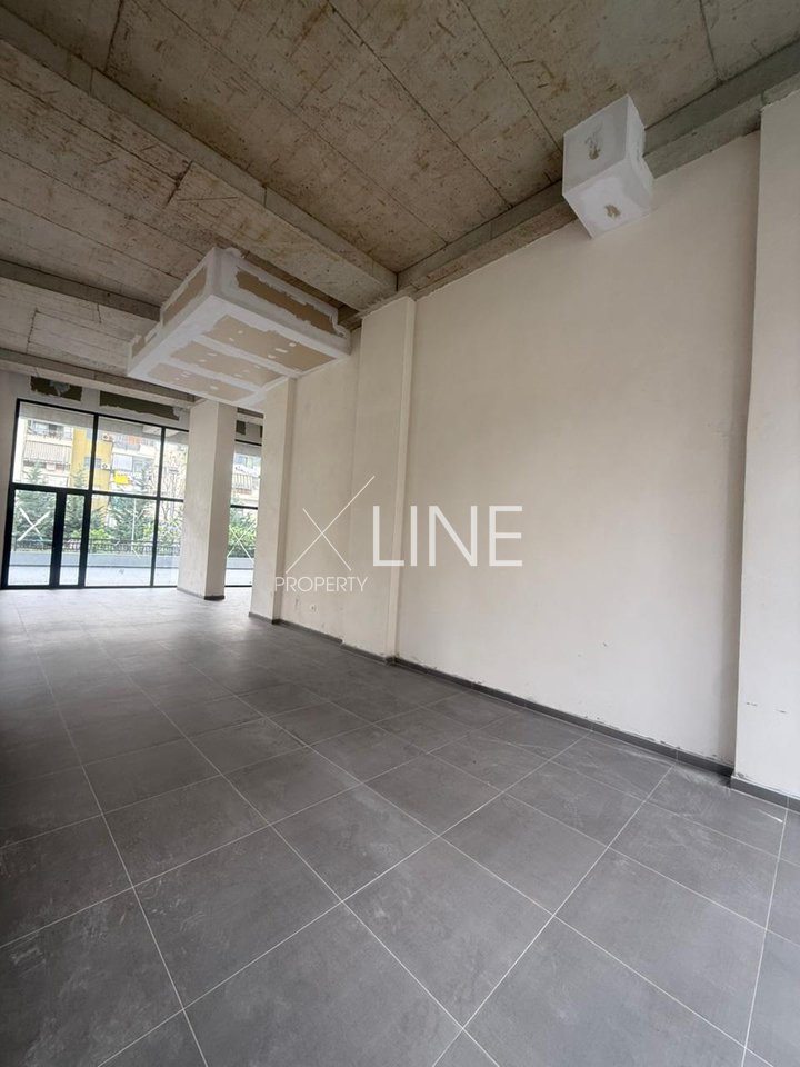 Business premises for rent, separate or all together at the United School