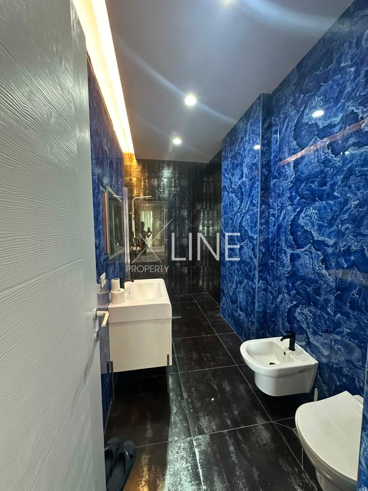 Luxury apartment 2+1+2wc+2 parking spaces for sale at the Dry Lake
