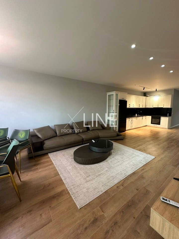 Luxury apartment 2+1+2wc+2 parking spaces for sale at the Dry Lake