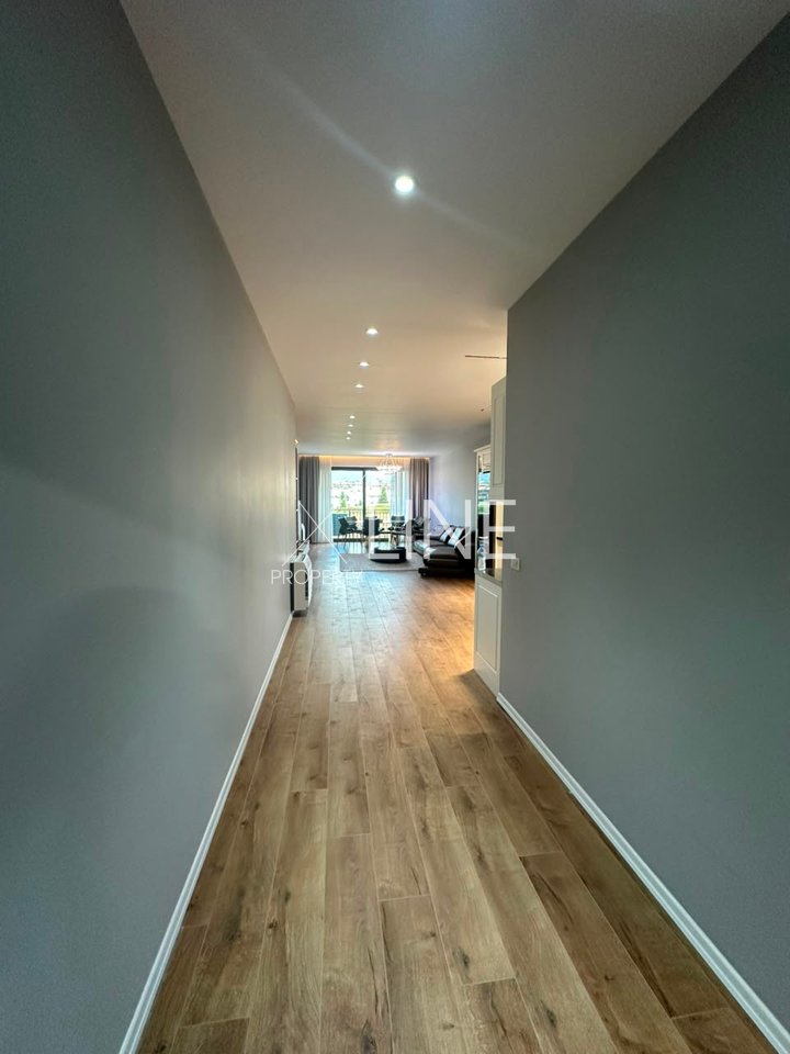 Luxury apartment 2+1+2wc+2 parking spaces for sale at the Dry Lake