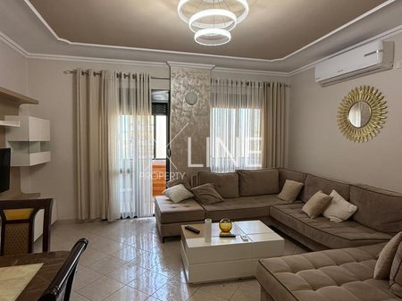 Jepet me qira apartament 2+1 perball Deliorgjit